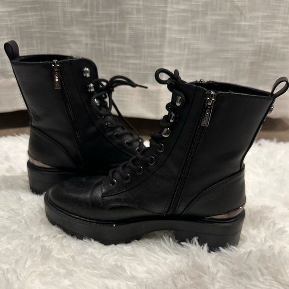 GUESS FEARNE 3 ZIPPER LACE-UP COMBAT & LACE-UP BOOTS Size 8 - Picture 5 of 6